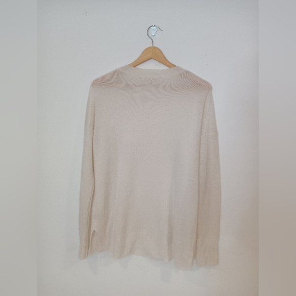 PHILOSOPHY 100% Cashmere Eggshell Cream White Lightweight Sweater Top Sz S - Picture 7 of 9